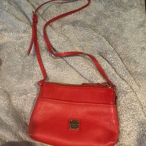 Pebble Grain Ginger Crossbody